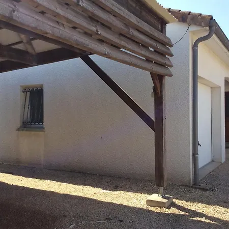 Holiday home Pavillon Individuel Confortable Saint-Julien-l'Ars